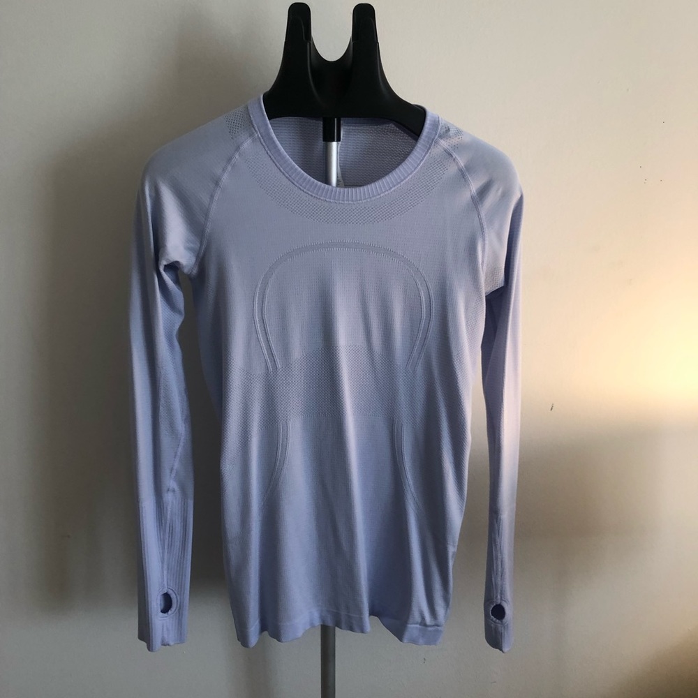 Lululemon light blue top